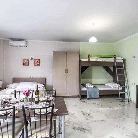 Del Sol #1 Meteora Luxurious Family Suites Kalambaka Exterior foto