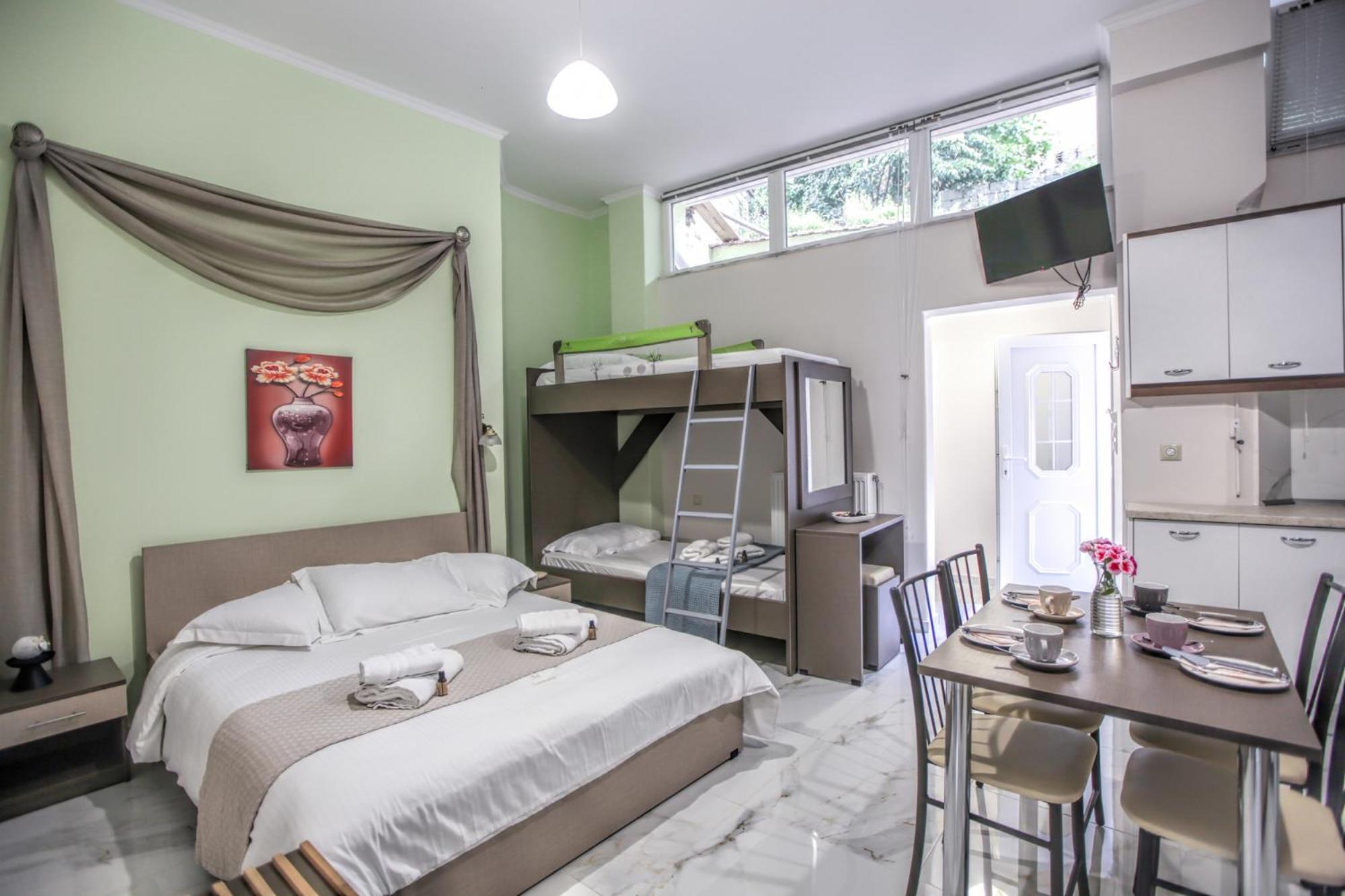 Del Sol #1 Meteora Luxurious Family Suites Kalambaka Exterior foto